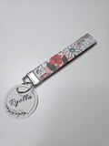 Retro Pink Daisy's Wristlet